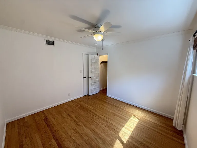 1401 Forest Ave — Photo 19