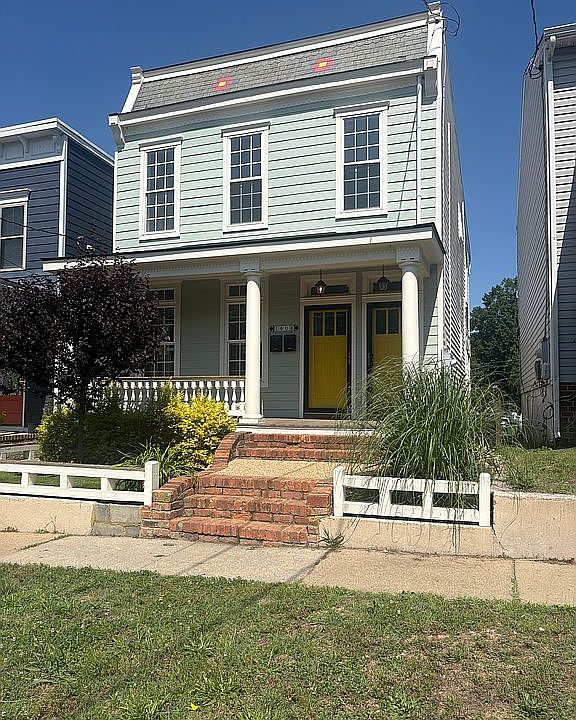1st image of 1604 N 22nd St