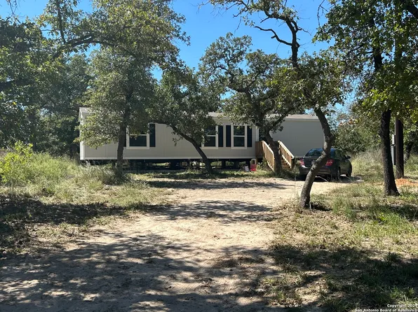 TBD County Road 436 - 2 acres, Stockdale, TX 78160