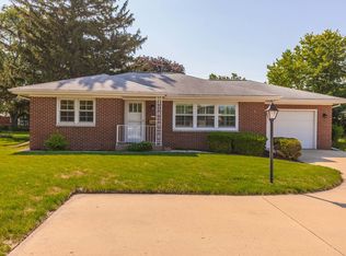 1311 Towanda Ave, Bloomington, IL 61701