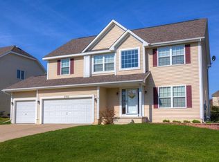 2720 145th St, Urbandale, IA 50323
