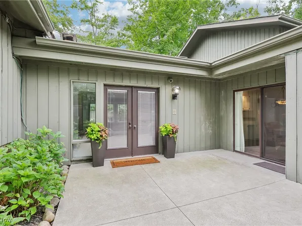 702-21 Fairington Dr #23K, Aurora, OH 44202