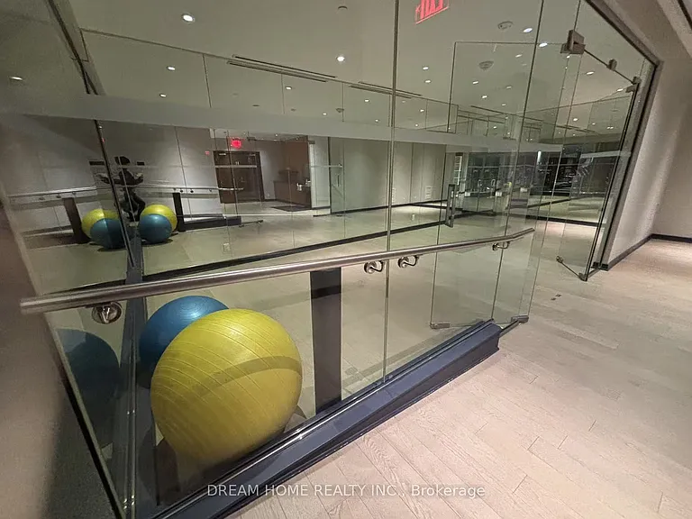 8 Mercer St #1503 — Photo 15