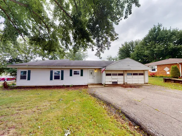 1207 Locust St, Frankton, IN 46044