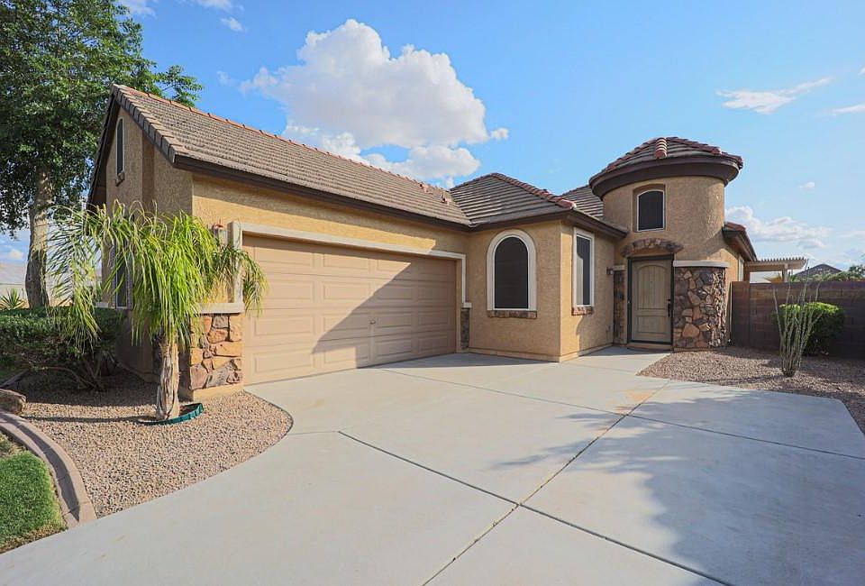 1st image of 3190 N 302nd Ct