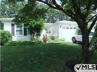 8 Bow Dr, Brick, NJ 08723