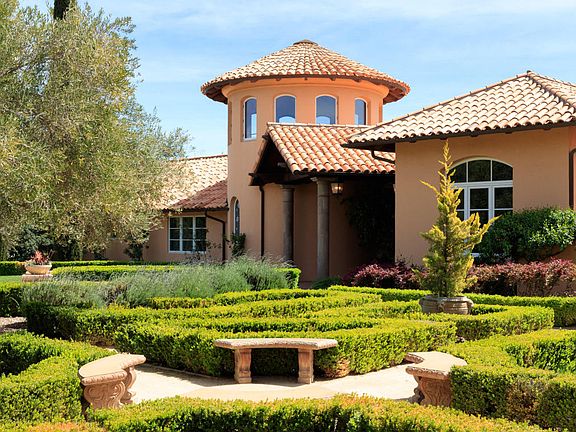 4th image of 1015 Ladan Dr