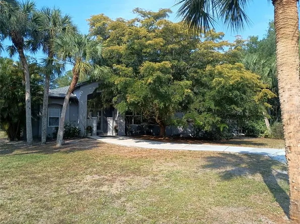 500 Suffolk Cir, Nokomis, FL 34275