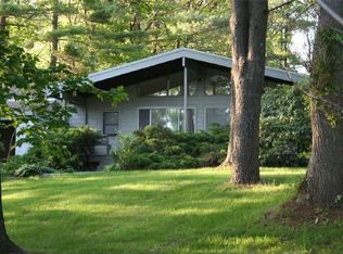 75 North Rd, North Hampton, NH 03862