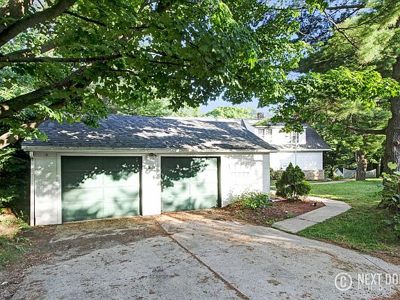 2 Car Garage Detached