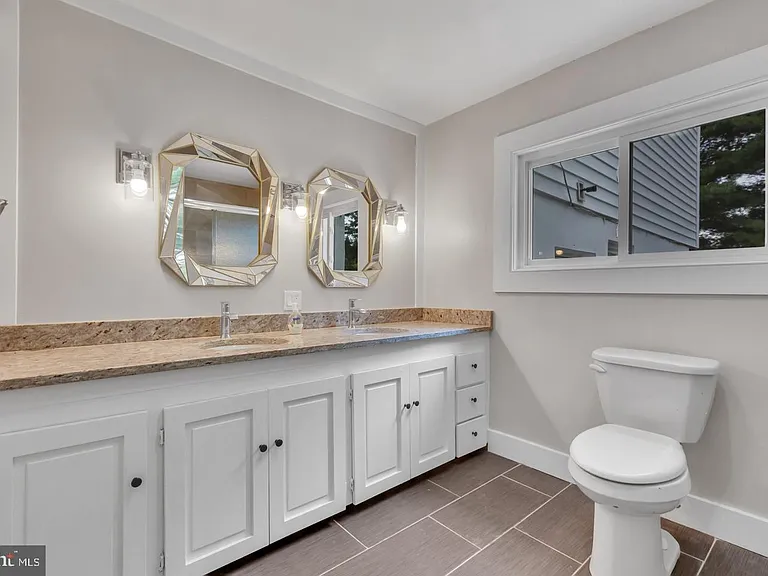 519 Linton Hill Rd — Photo 9