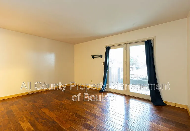 1111 Maxwell Ave #115 — Photo 5