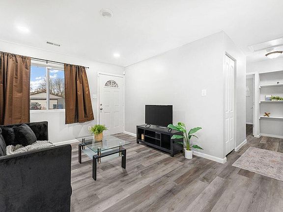 3rd image of 4138 W 20th Ave