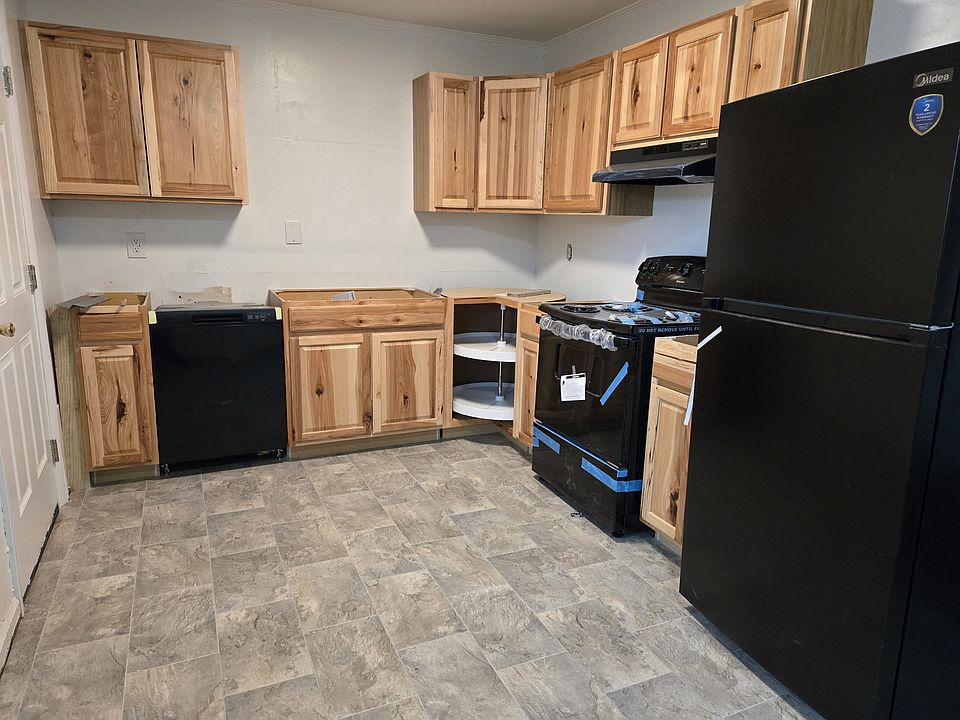 2nd image of 1628 Apple Valley Dr