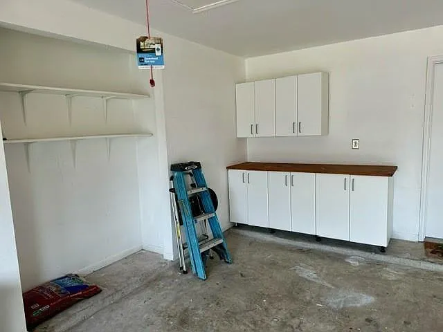 9035 Rippling Fields Dr — Photo 30