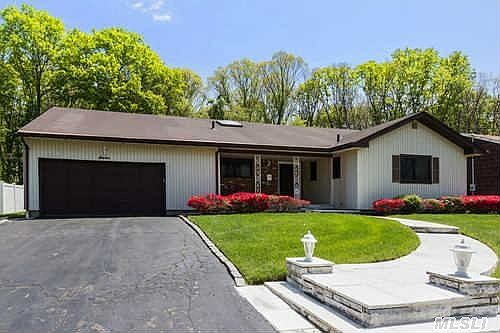 1st image of 7 Kingswood Dr
