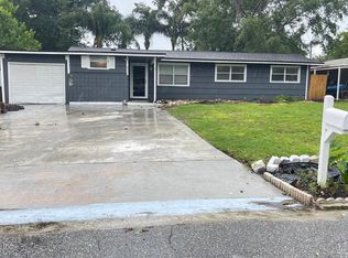 6750 Snow White Dr, Jacksonville, FL 32210
