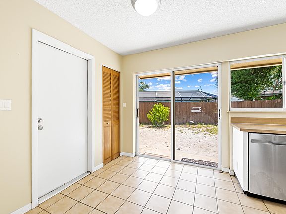 5th image of 18451 Spanish Isles Place