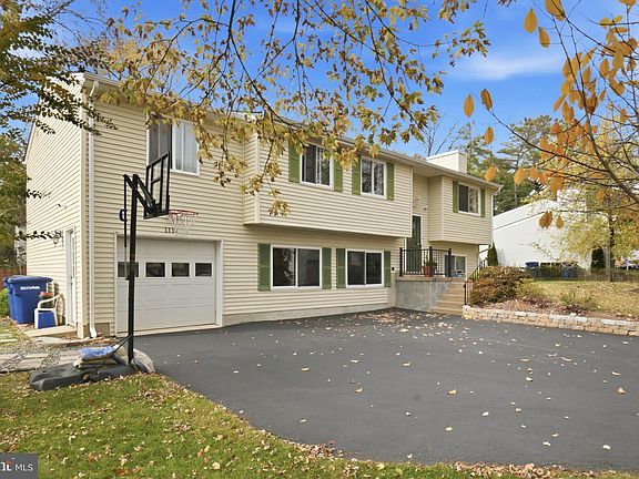 3rd image of 1111 Bicksler Dr