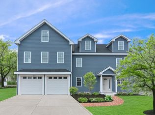 35 Willow St, Woburn, MA 01801