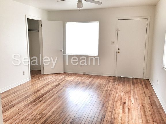 3rd image of 1610 Lake Ave #A
