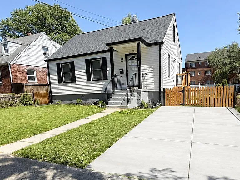 5633 Jamestown Rd — Photo 52