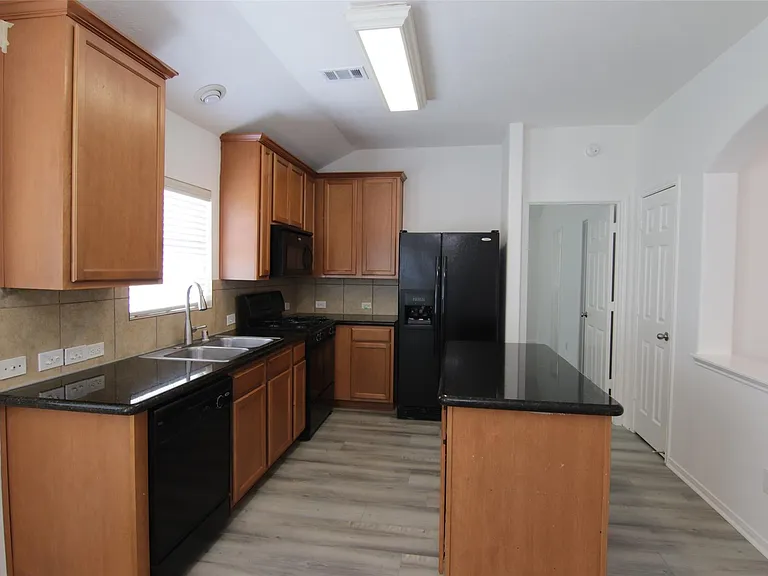 25118 Hazel Ranch Dr — Photo 7