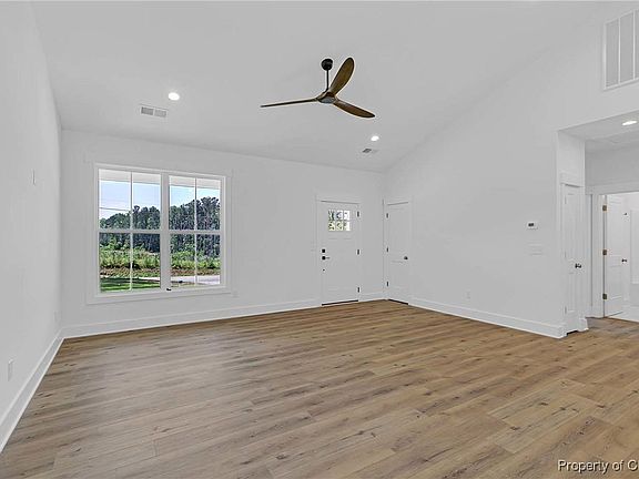 5th image of 10815 Farys Mill Rd