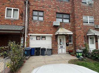 6411 60th Pl, Ridgewood, NY 11385