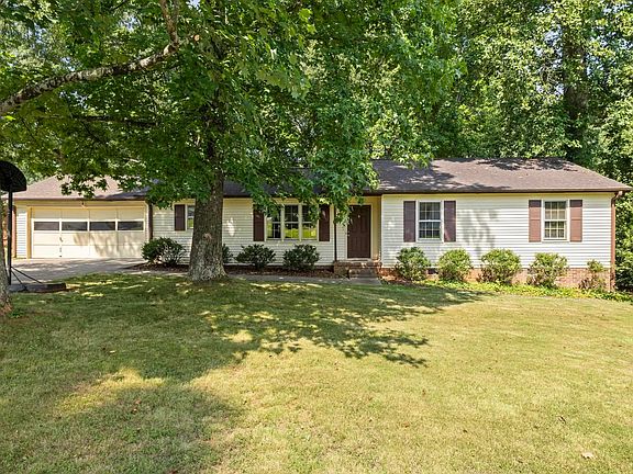 4th image of 816 Brentwood Way