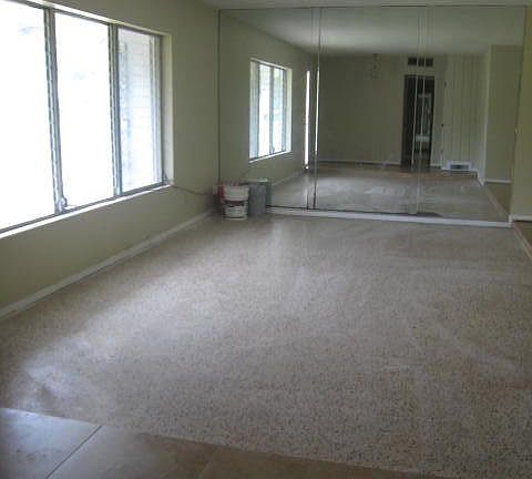 5th image of 3607 Squire Ln