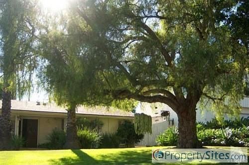 2nd image of 1056 Mesa Dr