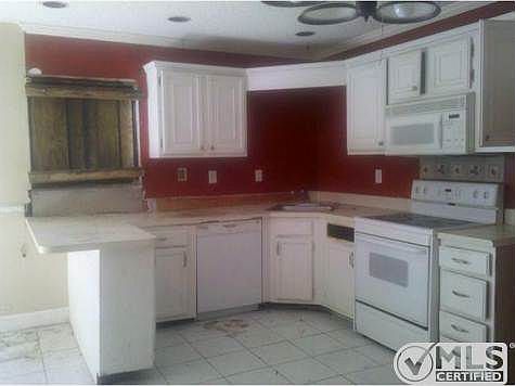 2nd image of 7861 Tam Oshanter Blvd