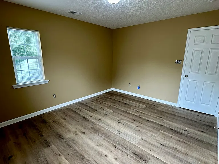 15313 Superior St — Photo 37