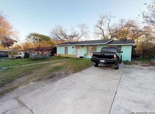 3010 Shadow Bend Dr, San Antonio, TX 78230