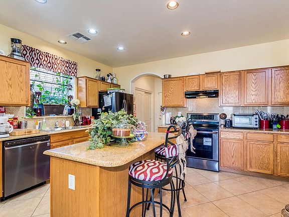 3rd image of 22362 N Vargas Dr