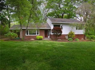 4933 Simmons Cir, Murrysville, PA 15632