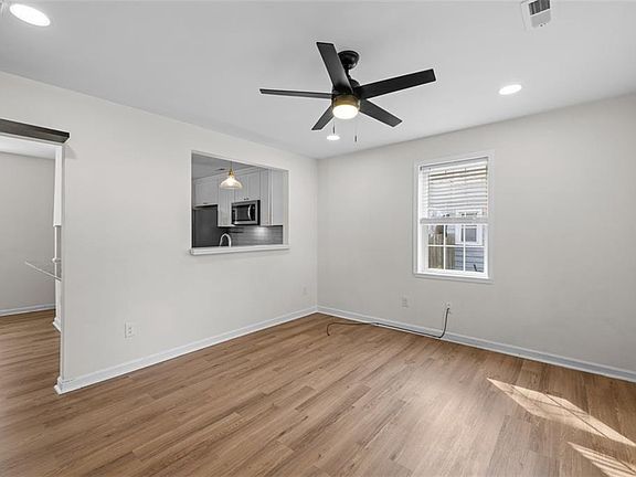 4th image of 606 Delaware Ave
