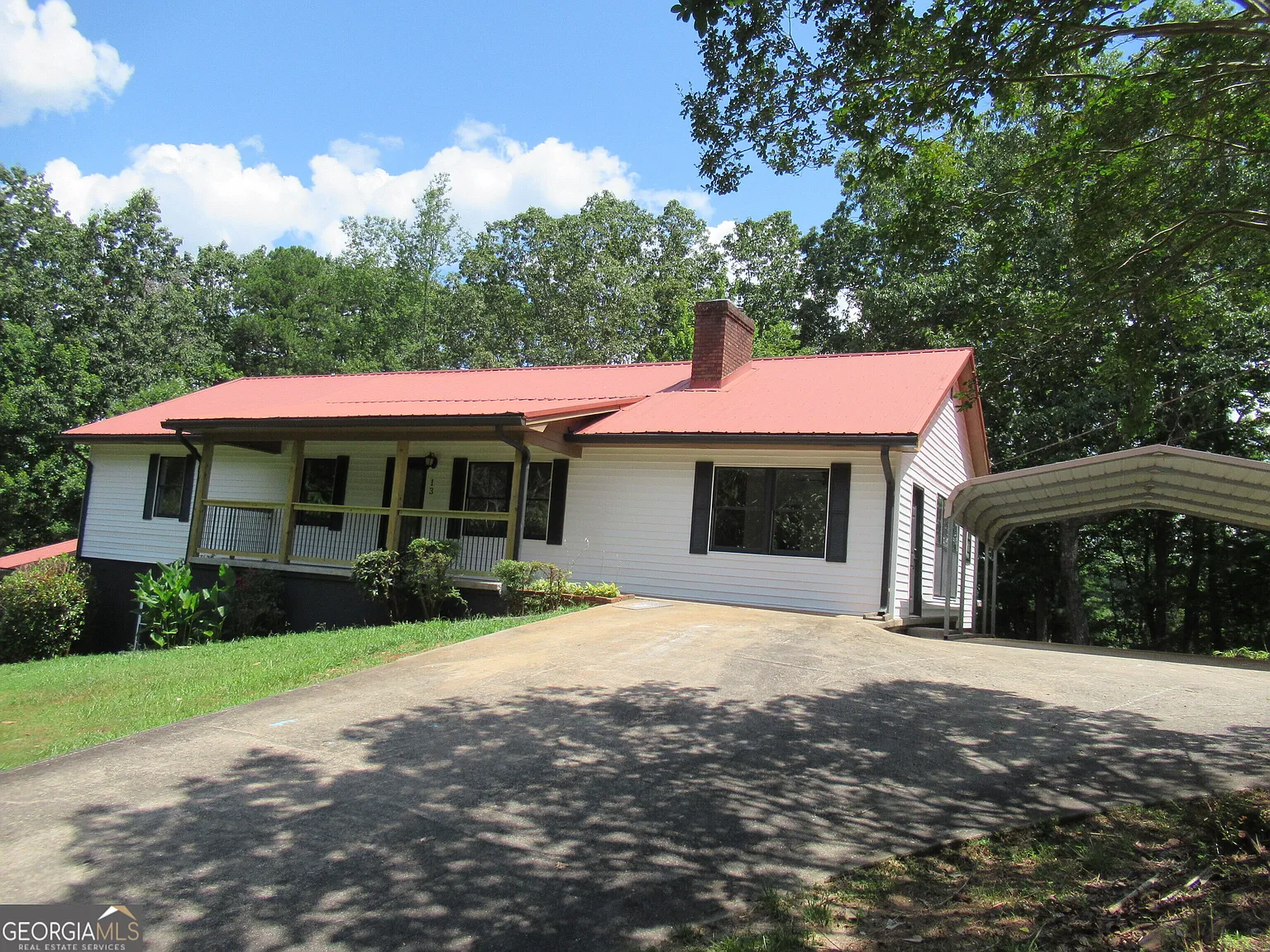 4 bed, 3.0 bath, 3634 sqft, $2,300 — Photo 2