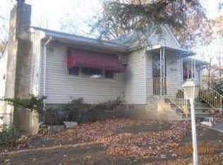 16 Madison St, Wayne, NJ 07470