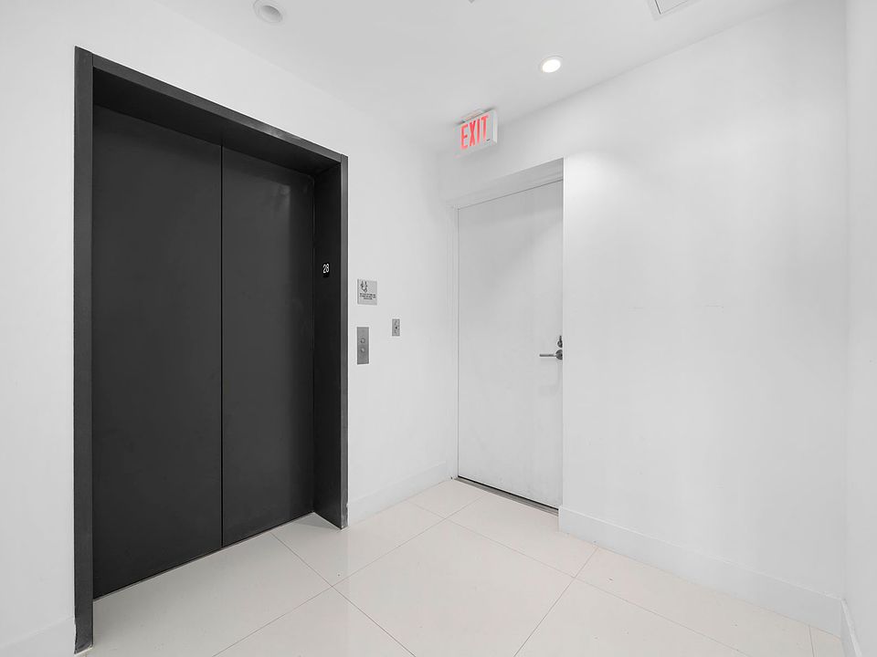Private Foyer
