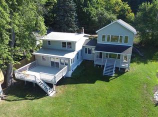 228 Forts Ferry Rd, Latham, NY 12110