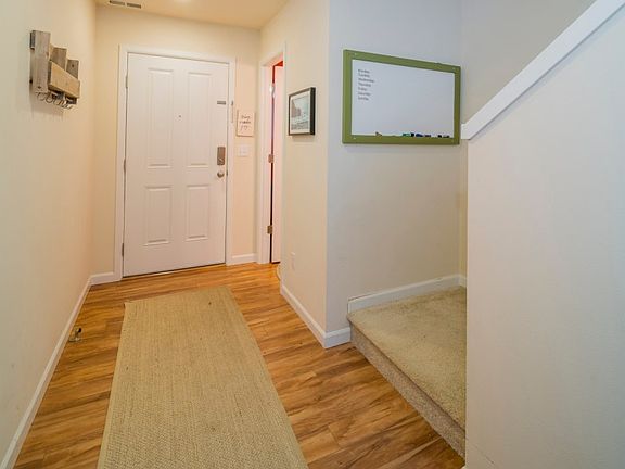 4th image of 1612 77th Ave SE