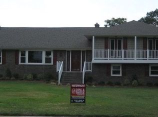 301 Beechmount Dr, Hampton, VA 23669