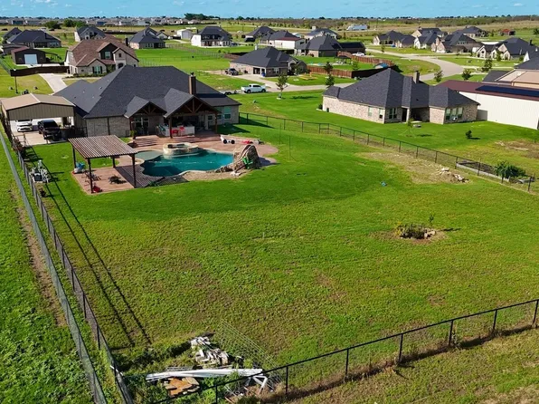 13600 Summer Moon Trl, Ponder, TX 76259