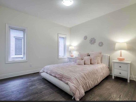 3rd image of 326 Worthington Ave