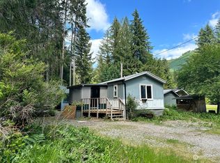 1641 King Valley Dr, Maple Falls, WA 98266