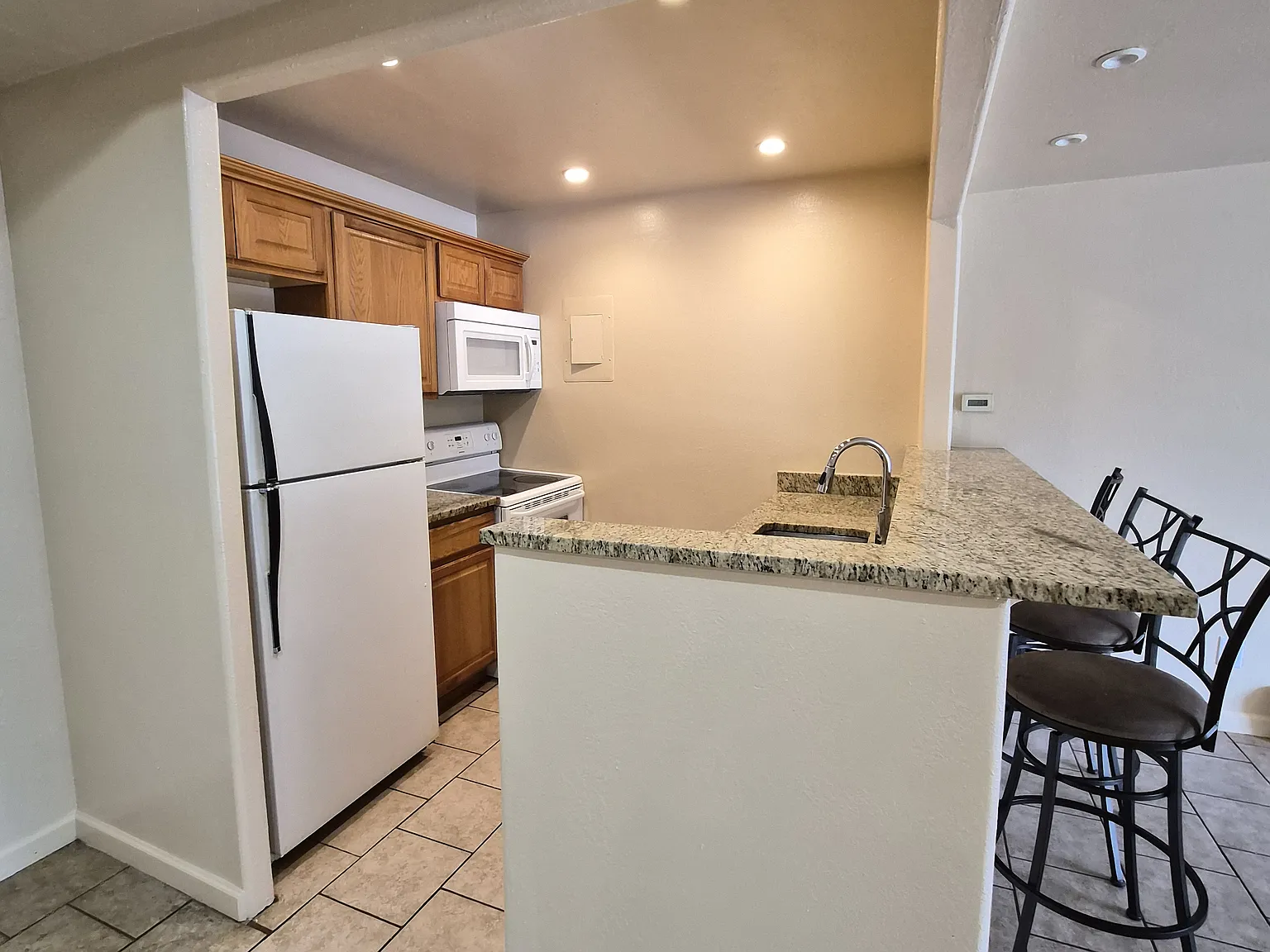 1 bed, 600 sqft, $1,650 — Photo 3