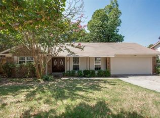 7428 Yolanda Dr, Fort Worth, TX 76112
