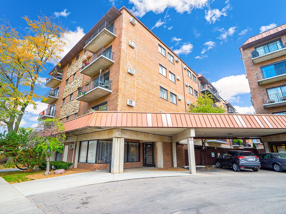 1st image of 2333 N Neva Ave APT 313C